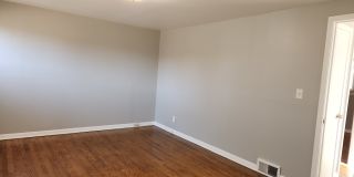214 Potter Ave Gallery 18