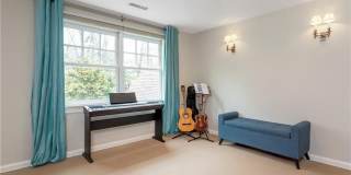 6 Searles Road Gallery 27