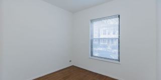 727 West Cornelia Gallery 6