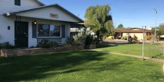 705 W 16TH Street Gallery 1