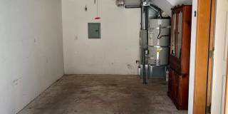 Appealing 2 bed / 1.5 bath townhouse in Greenwood/N Seattle with new flooring Gallery 7