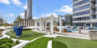 886 West Adams Street Gallery 12