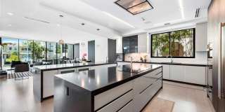1400 Bayview Dr Gallery 17