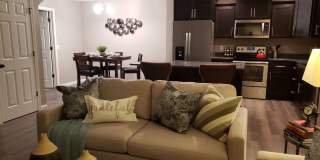 3 bed 2.5 bathroom twinhome in Lakewood Gallery 1