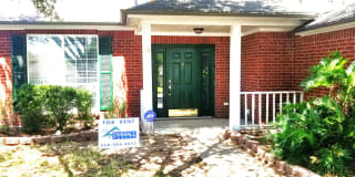 4712 Oxford Drive Gallery 1