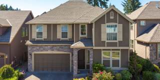 Stunning 3BD | 3BA | Luxury Single Family Home in Orenco | Near Intel & Park | Fenced Yard I Solar Panels! Gallery 1