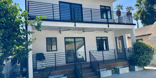 Five Bedroom/Four Bathroom Luxury House in Koreatown Gallery 28