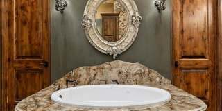 514 Mandalay Court Gallery 70