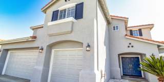 Spacious 6 Bedroom Home With Huge Backyard! Gallery 27