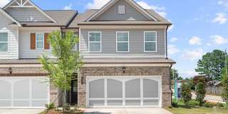3 Bed 2.5 bathroom townhomes in Gainesville! Gallery 1