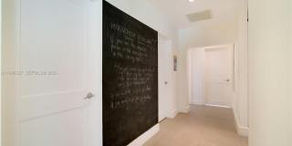 861 Harbor Dr Gallery 40