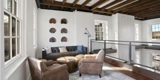 Ashbridge Gallery 33