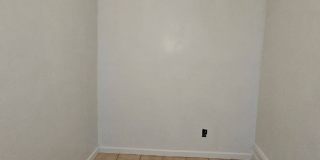 749 Kelly Gallery 4