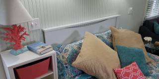 226 NE 1st Avenue unit: Key Lime Suite Gallery 12