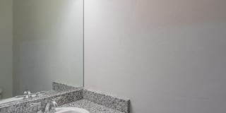 Pet friendly 3 Bedroom Townhome in Washington! Gallery 15