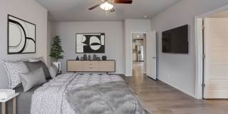 2634 East 8th Street Gallery 1