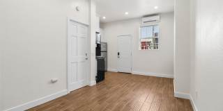 720 1/2 Queenstown Court - 3 Gallery 27