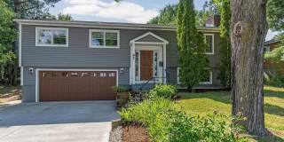 Modern Comfort on East Terrace — Perfect for Families or Professionals Gallery 1