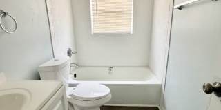 Dodson Courtyard Apartments 1 & 2 Bedrooms Available Gallery 25