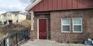 502 NE Stadium Way Gallery 1