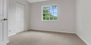 2 bedroom 2.5 bathroom Townhome in Cypress Landing Gallery 14