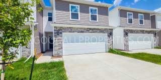 Brand New Construction | Never Lived In | 3 Bed, 2.5 Bath Townhome in Waukee Gallery 1