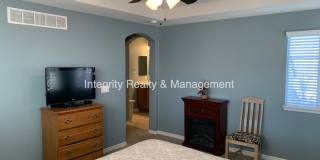 5 Bed/2.75 Bath, 1983 Sqft - 3025 Redhaven Way Gallery 14