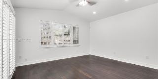 720 NE 17th Ter Gallery 18