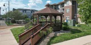 The Retreat On Washington - Affordable Housing Gallery 17