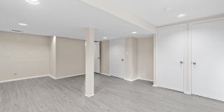 178 WEST 33RD ST Gallery 24