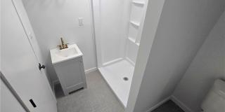 4560 Friendship Ave Gallery 11