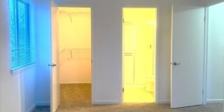 327 WILDBERRY Court Gallery 10