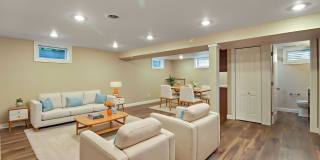 115 N Hager Avenue Gallery 22