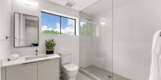 721 SW 11th Street Gallery 12