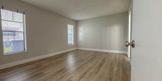 11560 NW 37th Street Gallery 16