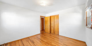 Large 3 Bedroom Apt + Private Office Space Gallery 25