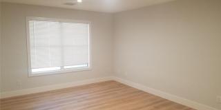 410 Hopedale Avenue Gallery 12