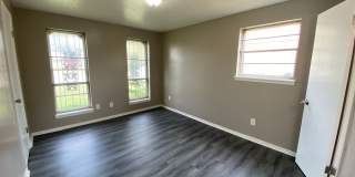 Charming 5 Bedroom House Gallery 9
