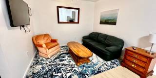 Charming 1 bedroom/1 bathroom backhouse | Prime Lubbock Location Gallery 5