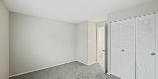 Beacon Pointe Apartments & Townhomes Gallery 20