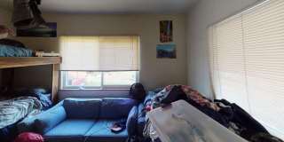 3 Bedroom 2 Bathroom Home Available July Gallery 7