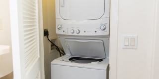 2-bed, 2-bath 972sqft condo, walking distance to beach in Carlsbad Village, literally one block off the sand! **Available 6/1/26** Gallery 12