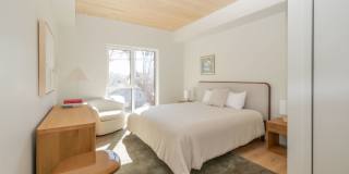 517 W Main Street Gallery 52