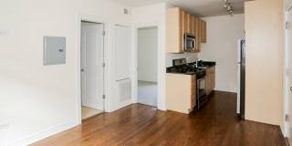 3808 North SHEFFIELD Ave. Apt. Gallery 46