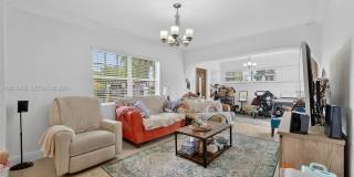 9000 SW 40th Ter Gallery 7