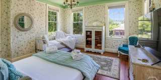 624 E Victory Drive Gallery 24