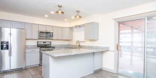 Really Nice 4 bedroom 3 Bath Home on Spacious Lot! Gallery 1