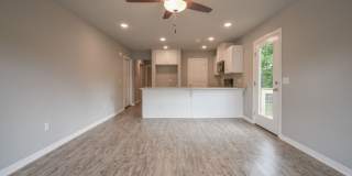 2 Bedroom 2 Bathroom Home!! Gallery 1