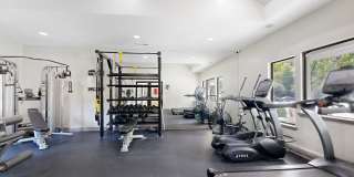 The Columns at Lake Ridge Gallery 21