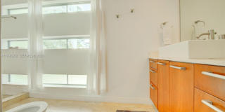 1577 Bay Rd Gallery 21